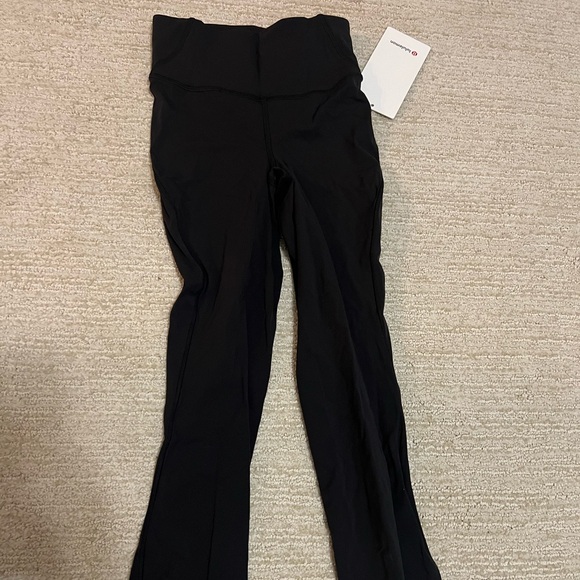 Lululemon base pace high rise hr crop 23” nwt 0 - Picture 2 of 4